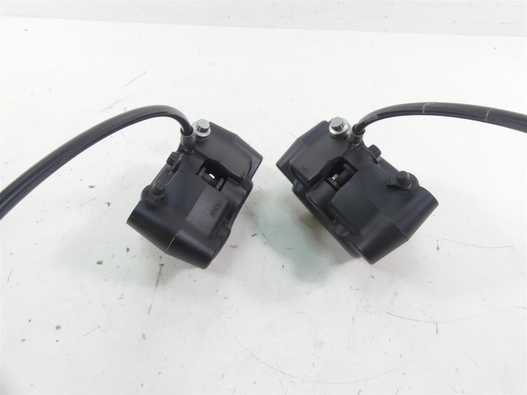 2014 Harley FXDL Dyna Low Rider Front Dual Brake Caliper 41300001 41300002 {{ shop.shopifyCountryName }} - Mototech271
