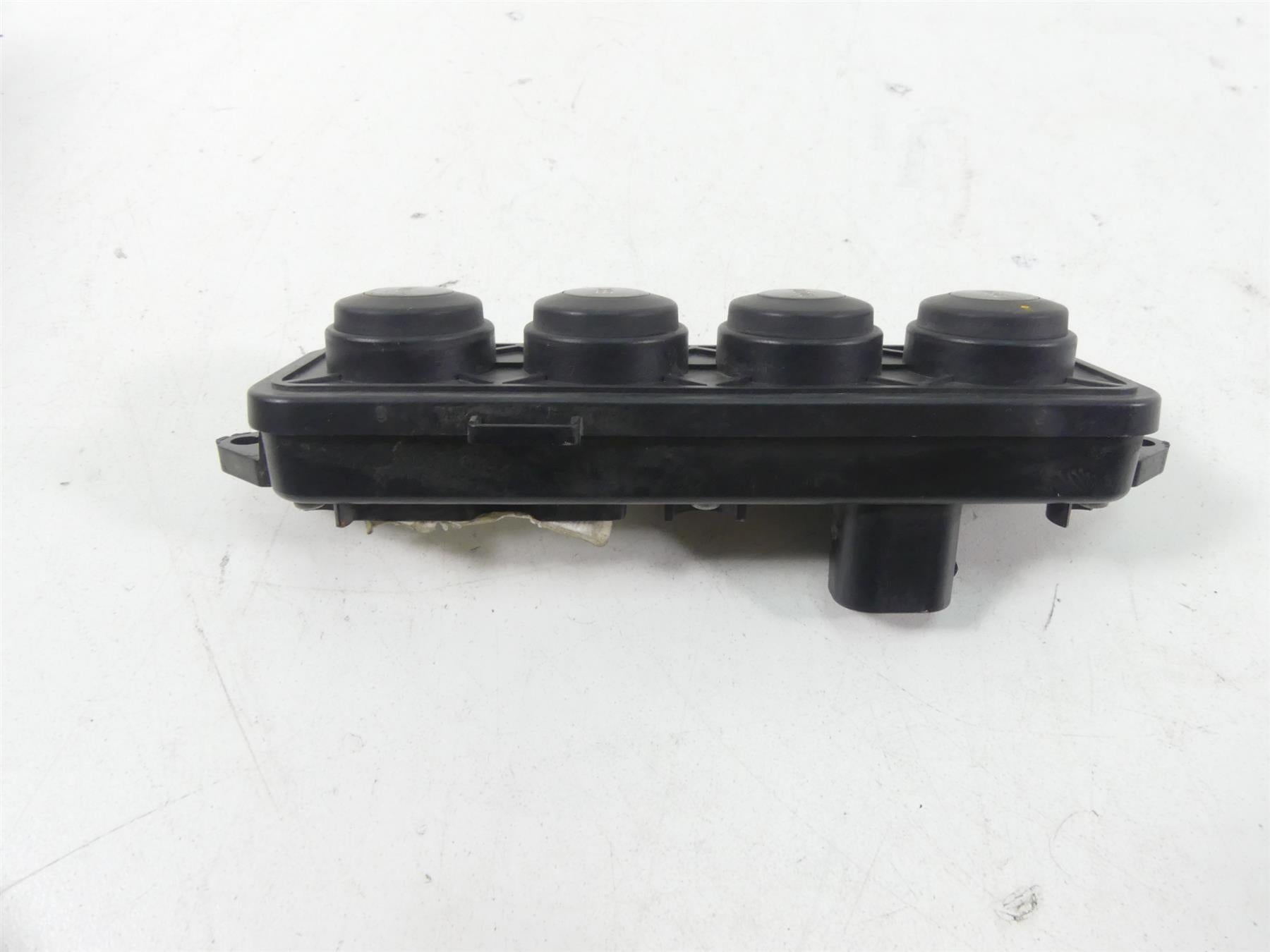 2015 BMW R1200RT K52 Radio Button Knob Control Unit Switch 65147727885 {{ shop.shopifyCountryName }} - Mototech271