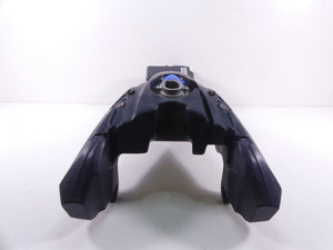 2013 Ducati Hyperstrada 821 Nice Fuel Gas Petrol Tank 58611981A