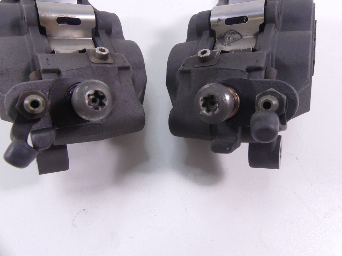 2008 BMW R1200R K27 Tokico Front Brake Caliper Set 34117722517 34117722518 {{ shop.shopifyCountryName }} - Mototech271