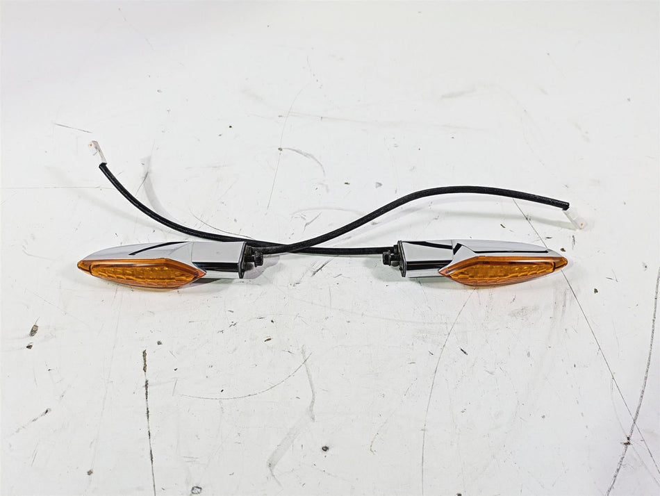 2012 Victory Cross Country Front Blinker Turn Signal Set 2411114 {{ shop.shopifyCountryName }} - Mototech271