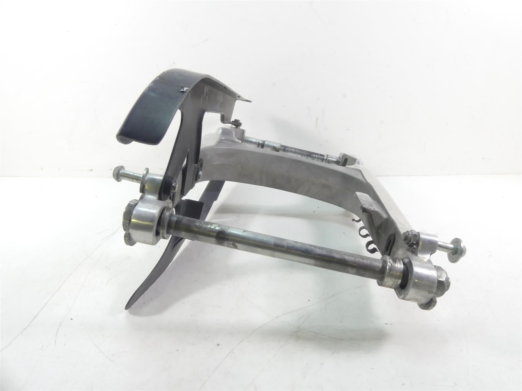 2013 Harley VRSCF Muscle V-Rod Rear Swingarm Swing Arm + Axle & Guards 48606-07A {{ shop.shopifyCountryName }} - Mototech271