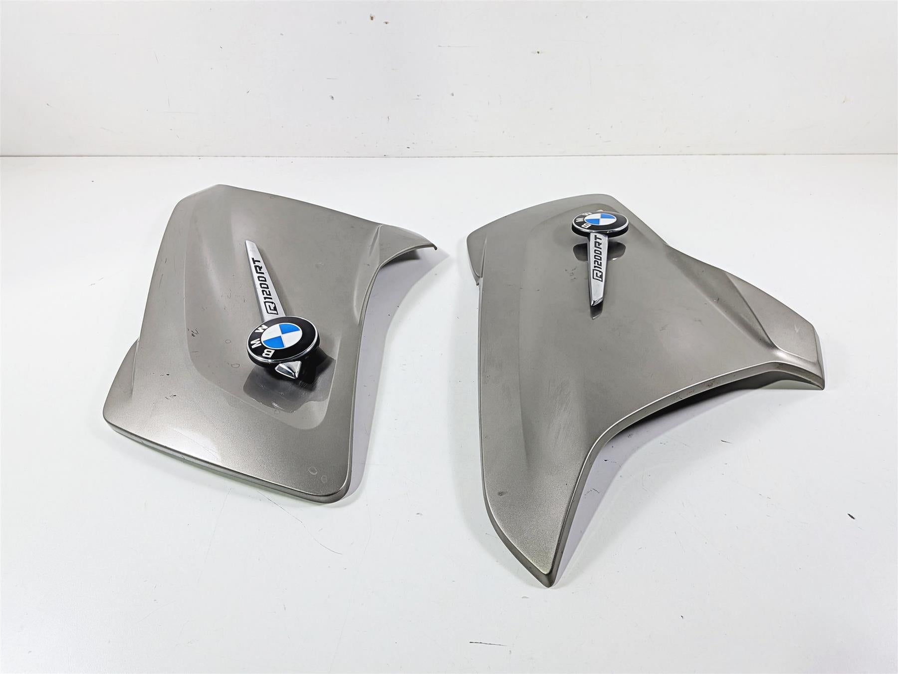 2016 BMW R1200RT RT RTW K52 Emblem Side Covers Fairings Platinbronze 46638567815 {{ shop.shopifyCountryName }} - Mototech271