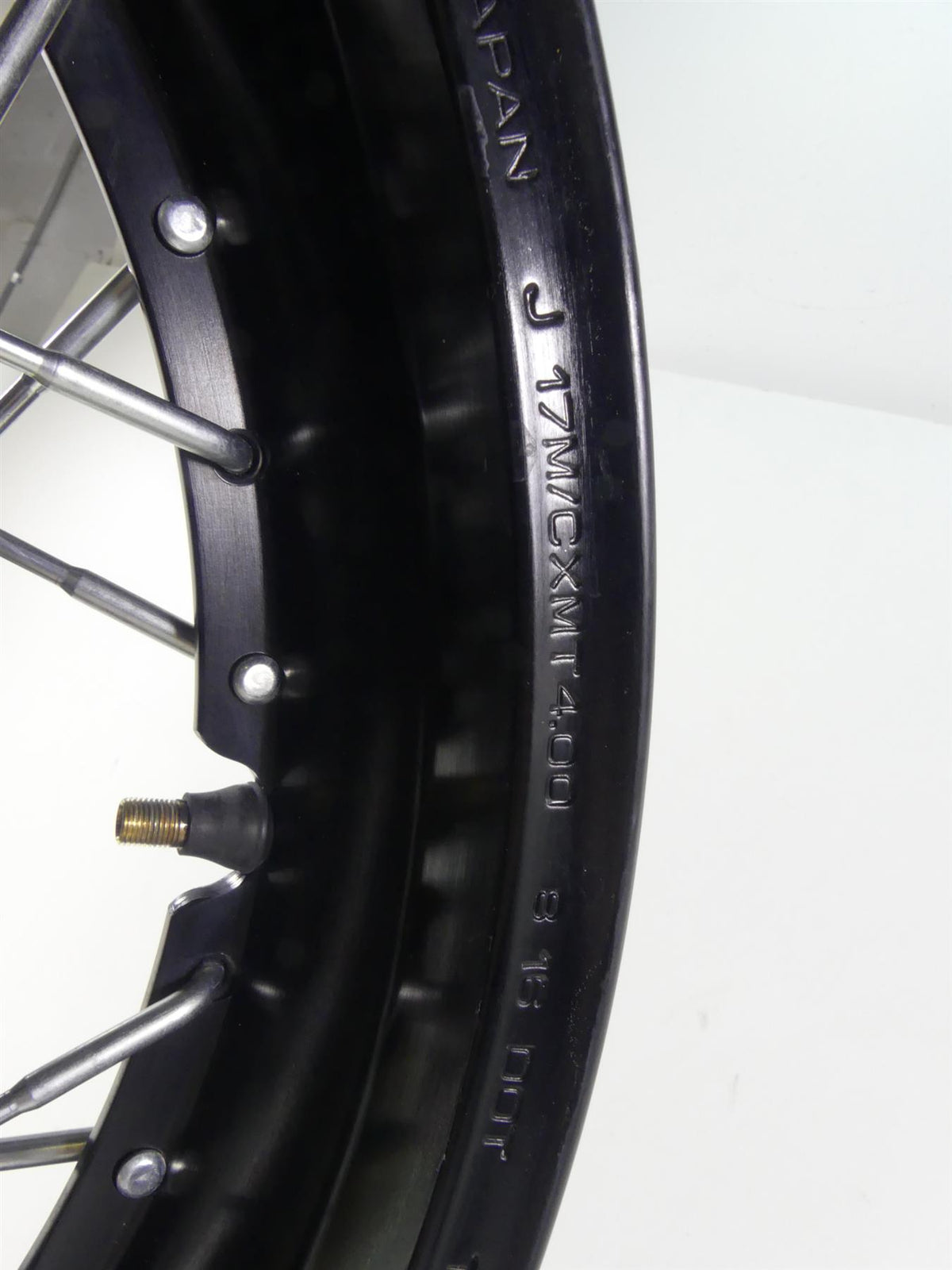 2017 Yamaha XT1200Z Super Tenere Rear Wheel Rim 17x4 - Read 94440-17003-00 {{ shop.shopifyCountryName }} - Mototech271