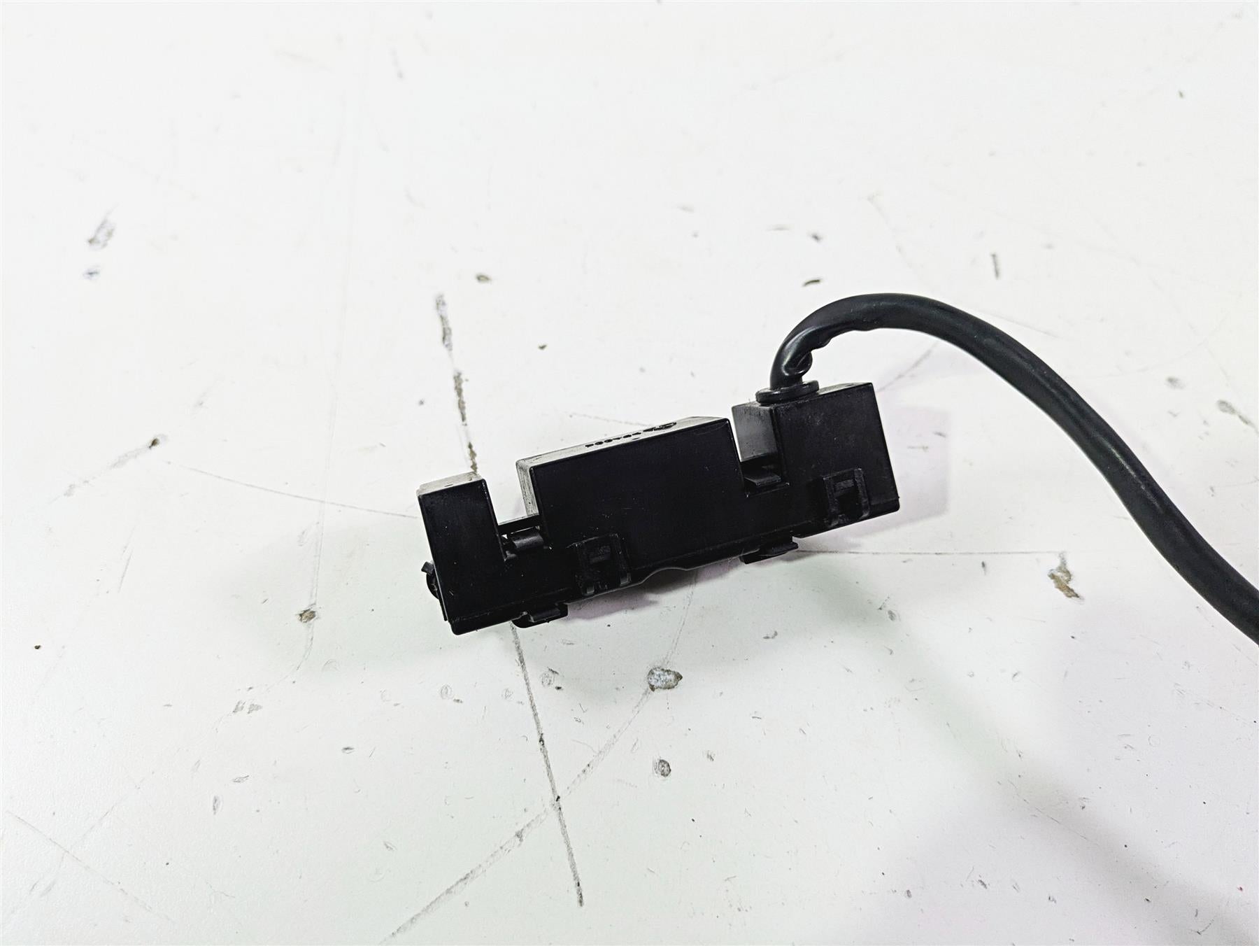 2007 Harley FXDWG Dyna Wide Glide Instrument Indicator Light Set 68113-99B {{ shop.shopifyCountryName }} - Mototech271