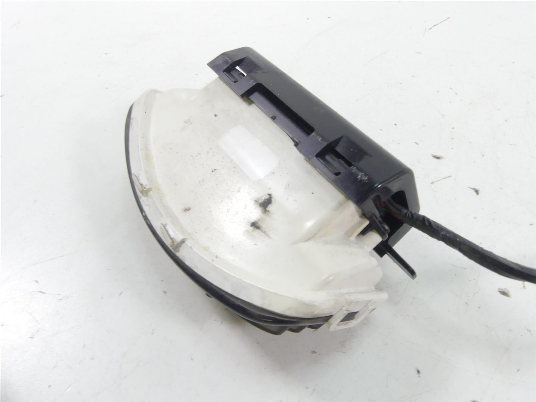 2013 Harley Touring FLHX Street Glide Taillight Tail Stop Brake Light 69615-10 {{ shop.shopifyCountryName }} - Mototech271