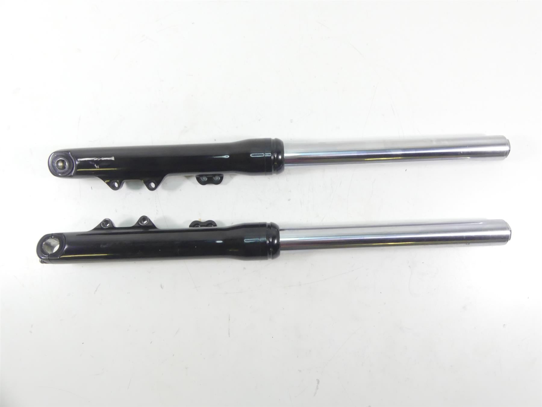 2016 Harley FXDLS Dyna Low Rider Straight Front Fork Leg Set 49Mm 45400174