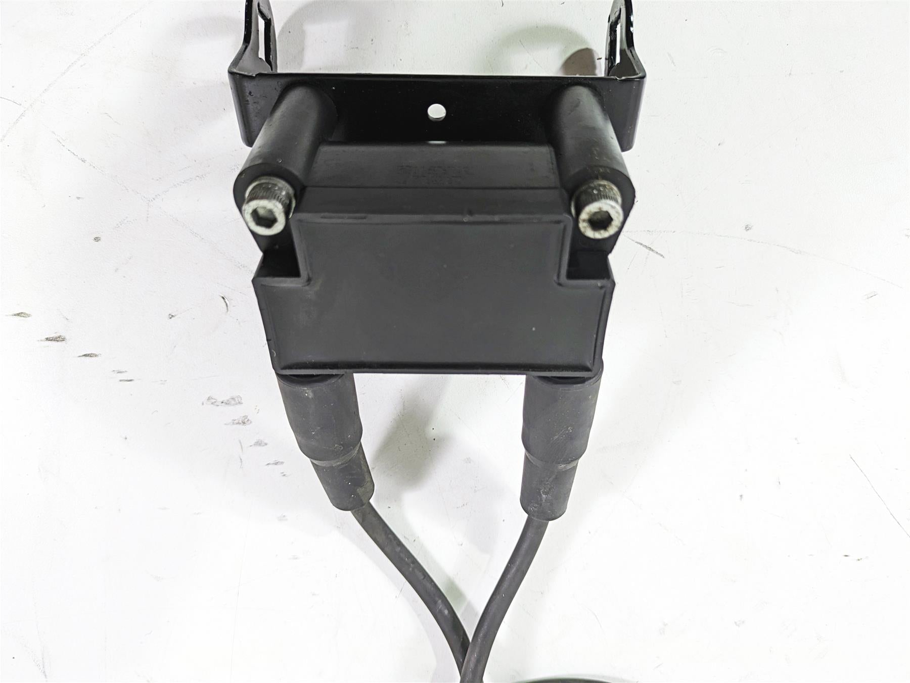 2008 Harley Touring FLHTCU E-Glide 105TH Ignition Coil Wires Plugs Set 31696-07A {{ shop.shopifyCountryName }} - Mototech271