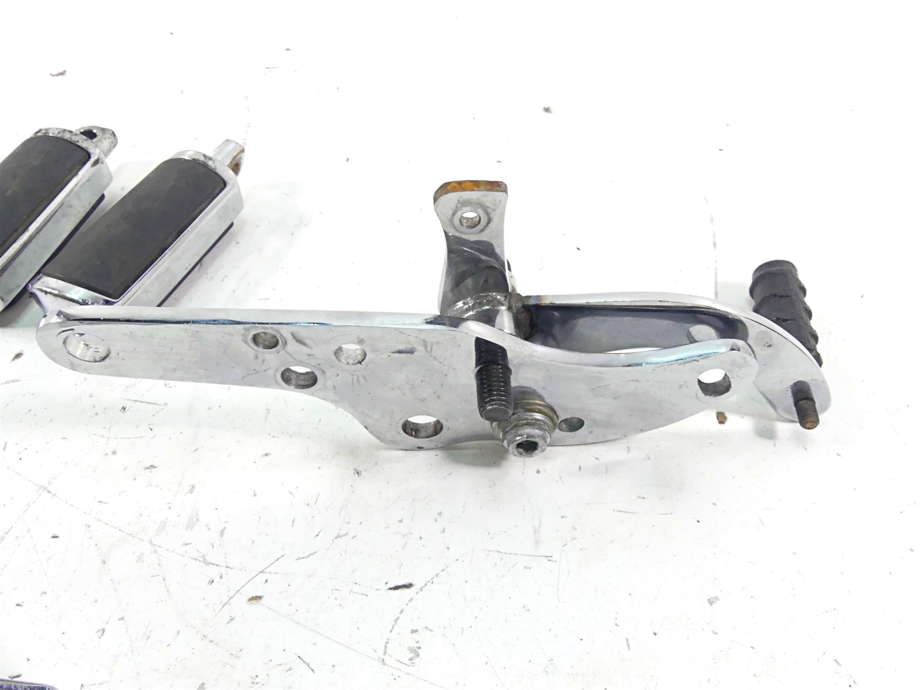 1979 Harley Sportster XLS1000 Roadster Footpeg Rear Master Shifter Brake Pedal {{ shop.shopifyCountryName }} - Mototech271
