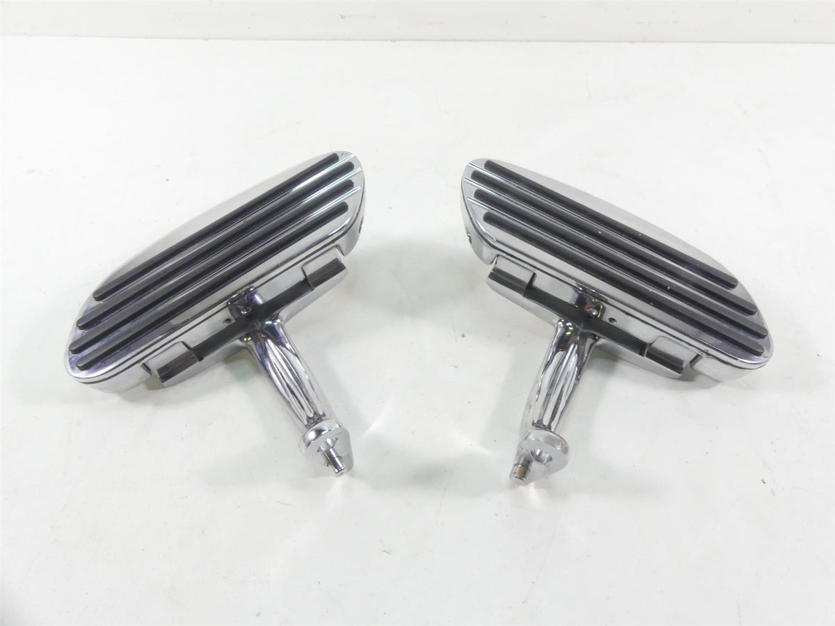 2004 Harley FLHTC SE CVO Electra Glide Rear Chrome Floorboard Set 47373-04 {{ shop.shopifyCountryName }} - Mototech271