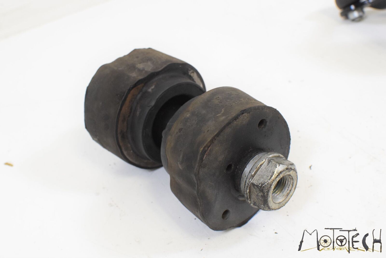 2008 Harley Sportster XL1200 LOW Engine To Frame Mount Bracket SET 47471-04A {{ shop.shopifyCountryName }} - Mototech271