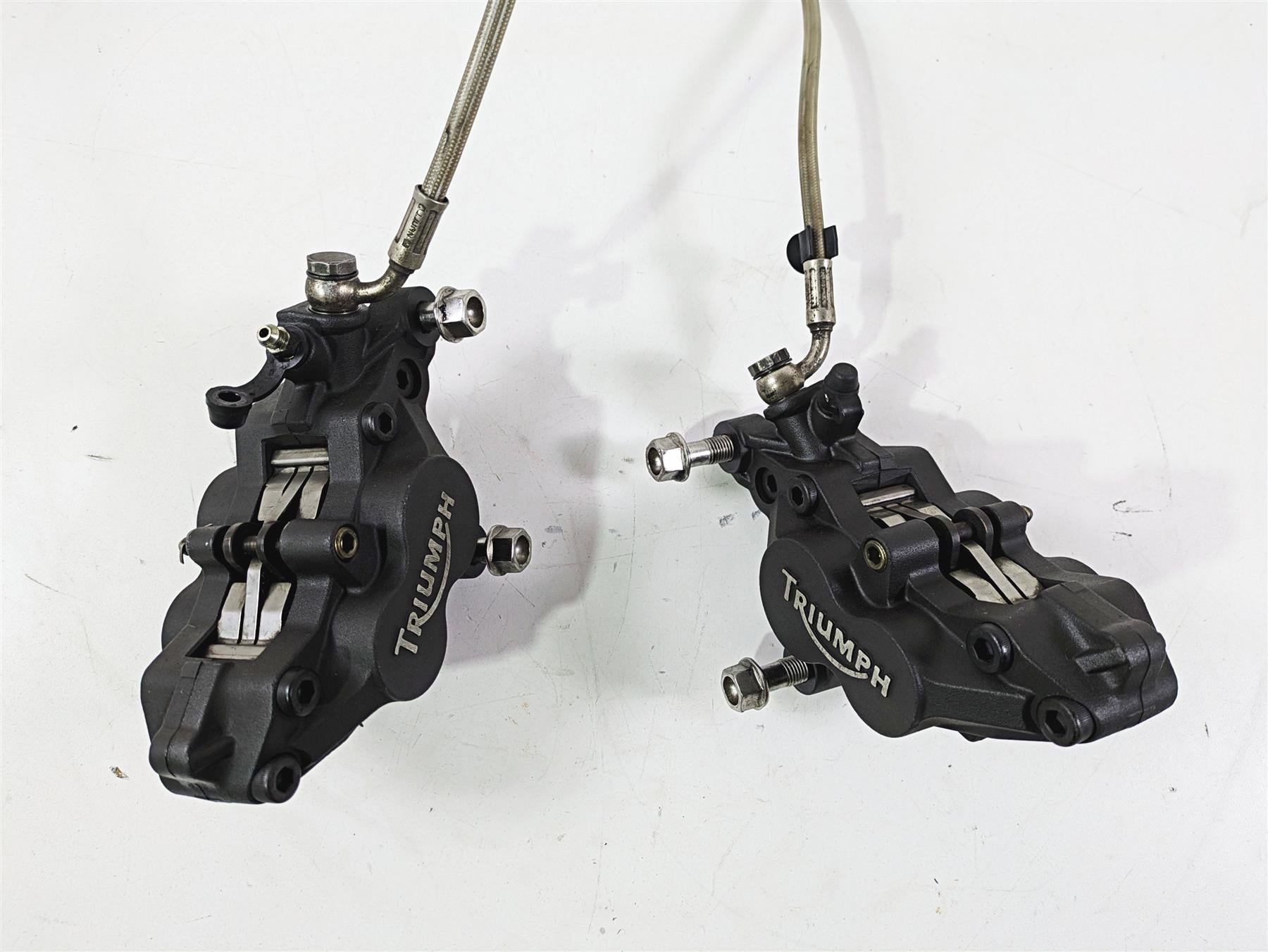 2006 Triumph Rocket 3 Front Brake Caliper Set & Lines T2020837 T2020388 {{ shop.shopifyCountryName }} - Mototech271