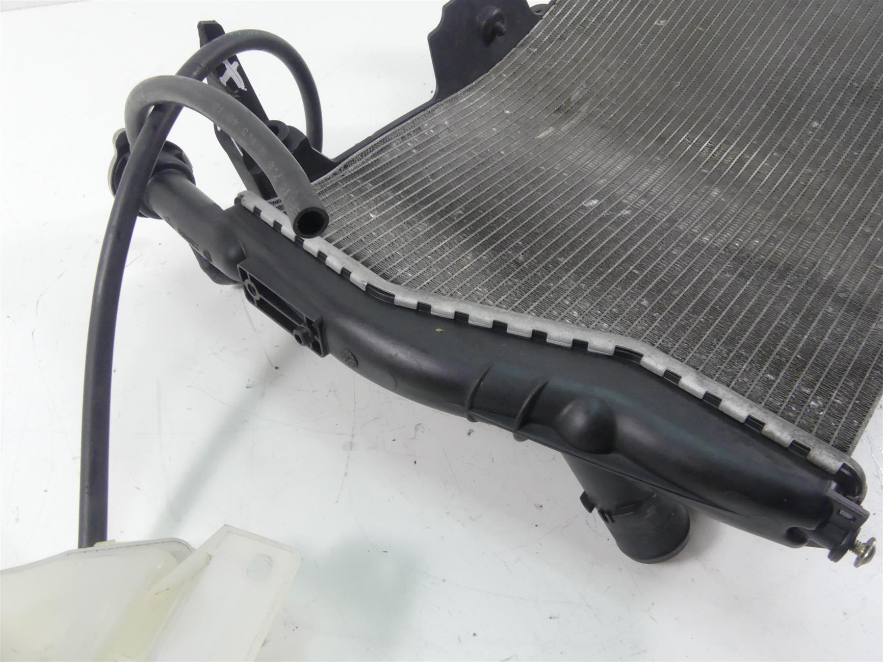 2012 BMW S1000RR K46 Radiator Cooler Fans Reservoir Set - Read 8526765 {{ shop.shopifyCountryName }} - Mototech271
