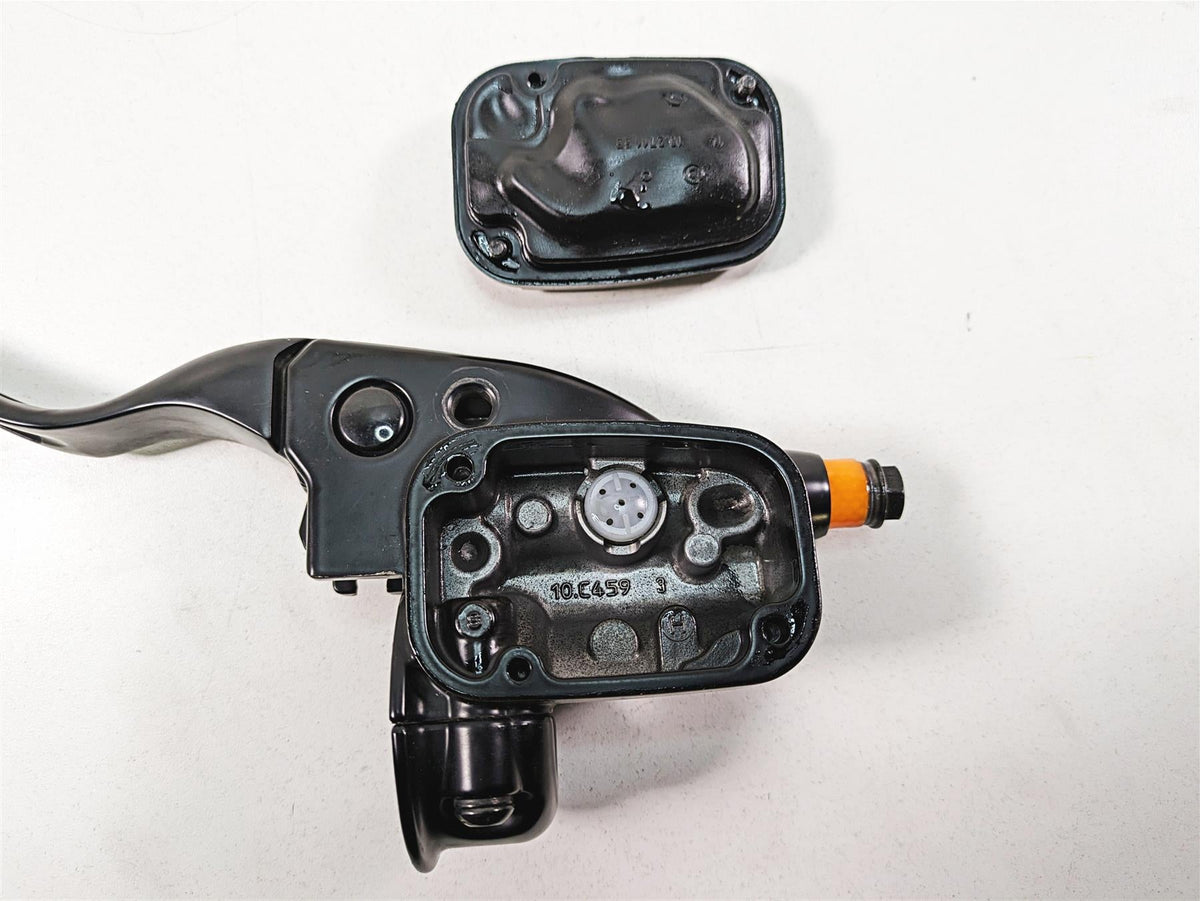 2019 Harley Touring FLHX Street Glide Clutch Master Cylinder & Lever 36700128A {{ shop.shopifyCountryName }} - Mototech271