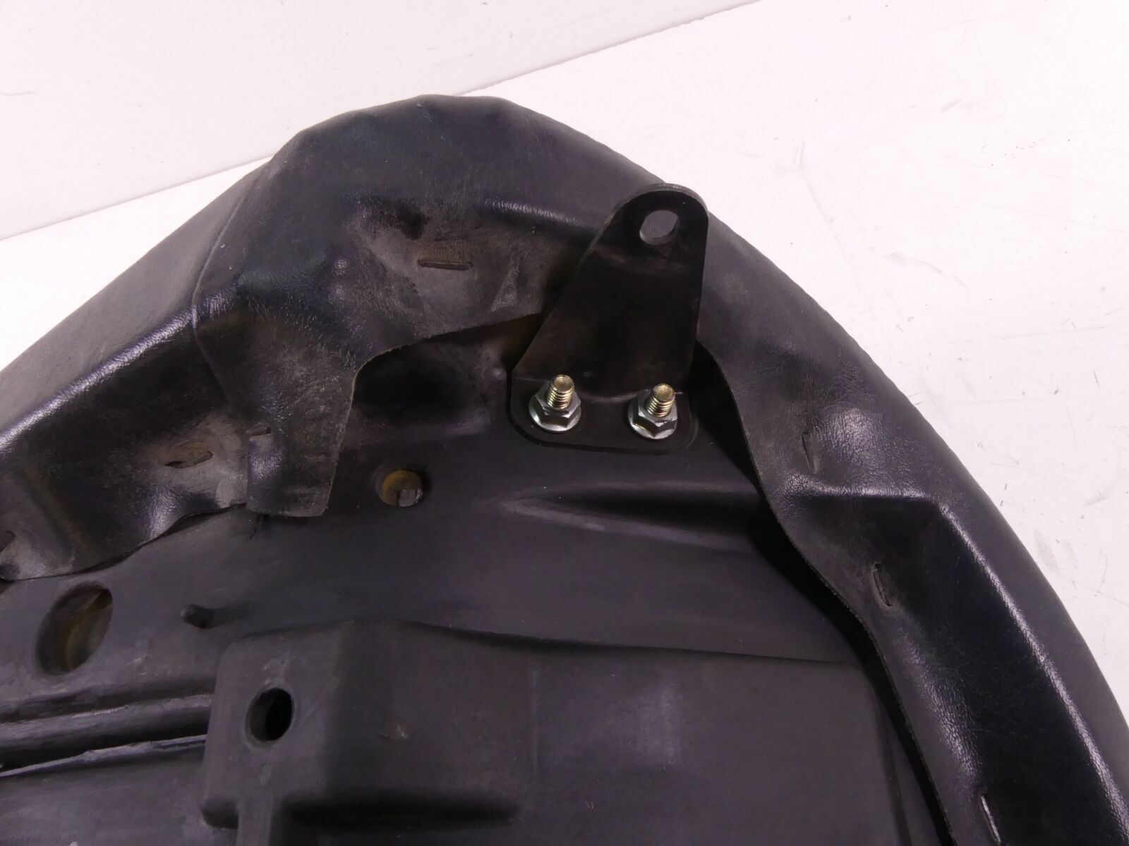 2001 Kawasaki VN1500 Vulcan C Front Rider Driver Seat Saddle 53001-1881 {{ shop.shopifyCountryName }} - Mototech271
