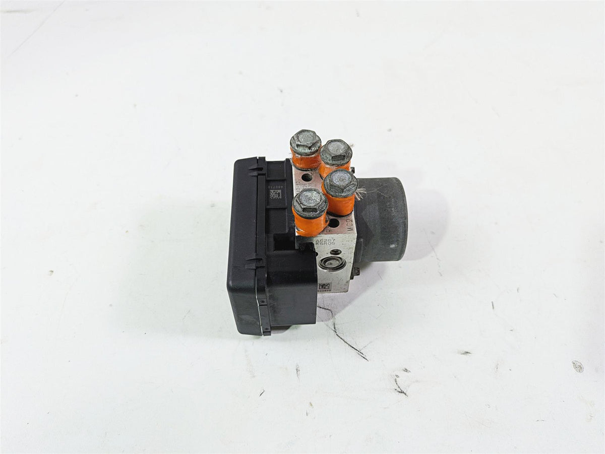 2015 Harley FXDF Dyna Fat Bob Abs Brake Pump Pressure Module 48340-12 {{ shop.shopifyCountryName }} - Mototech271