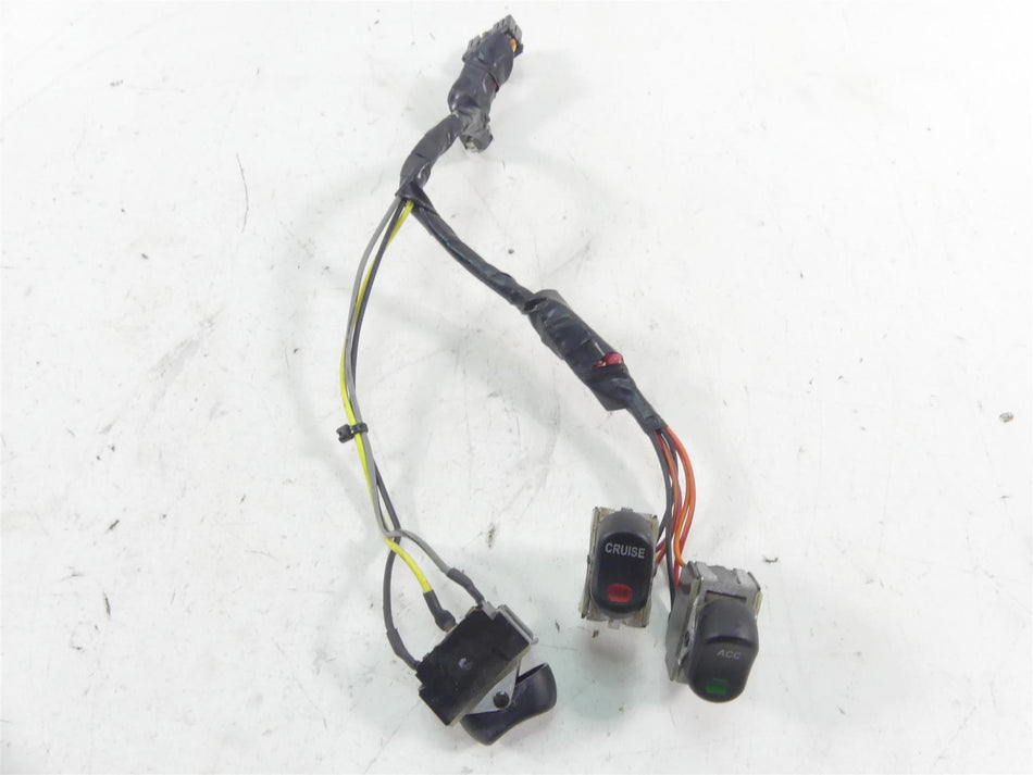 2005 Harley Touring CVO FLHTCSE Electra Glide Cruise Acc Spot Auxiliary Switch {{ shop.shopifyCountryName }} - Mototech271