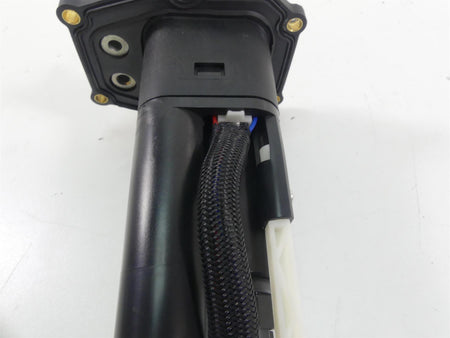 2014 Ducati Hypermotard 821 SP Fuel Gas Petrol Pump - Tested 16024281A {{ shop.shopifyCountryName }} - Mototech271
