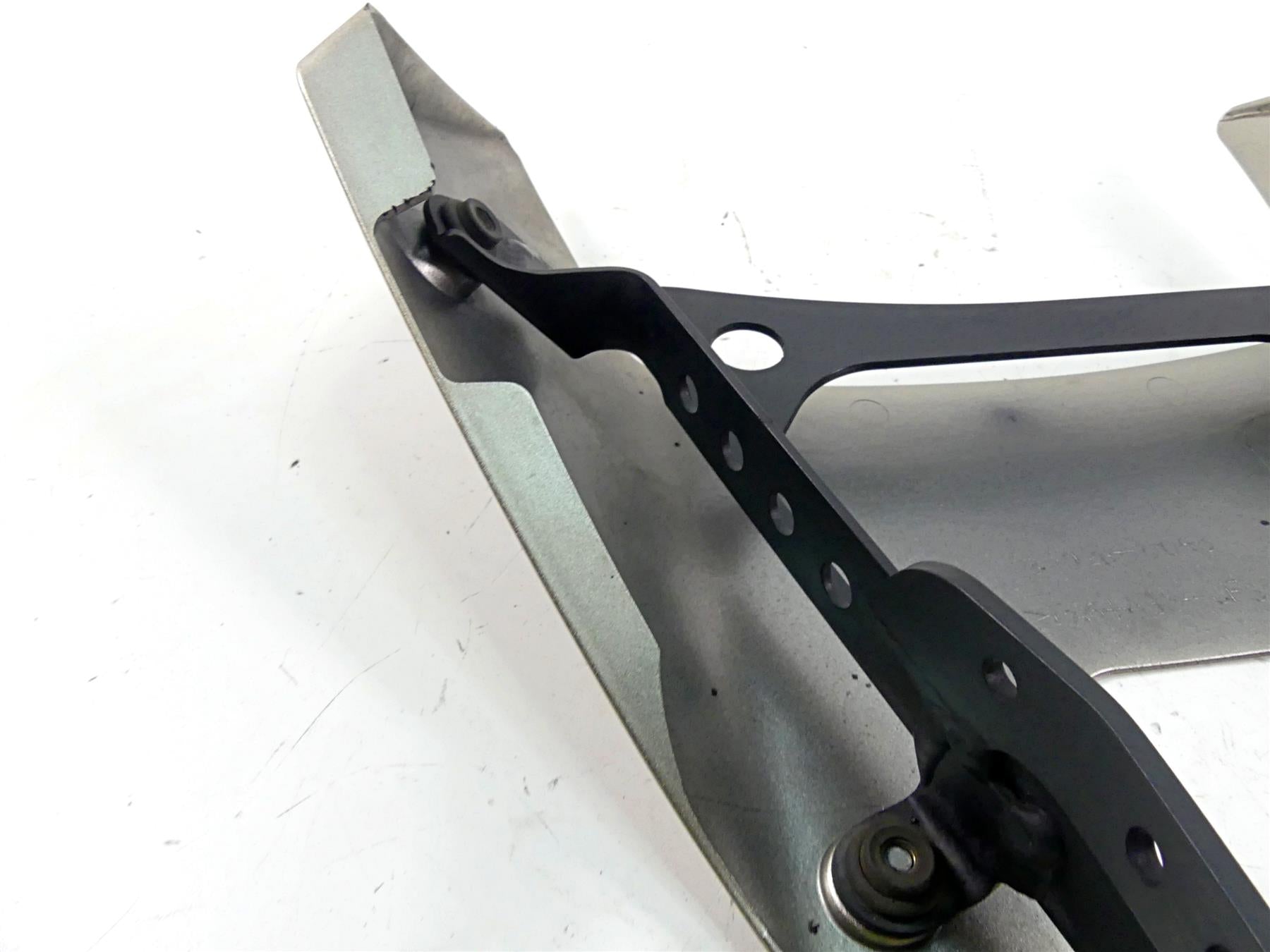 2010 Kawasaki ZX1400 ZX14 R Ninja Lower Belly Bug Spoiler & Mounts 55028-0063 {{ shop.shopifyCountryName }} - Mototech271