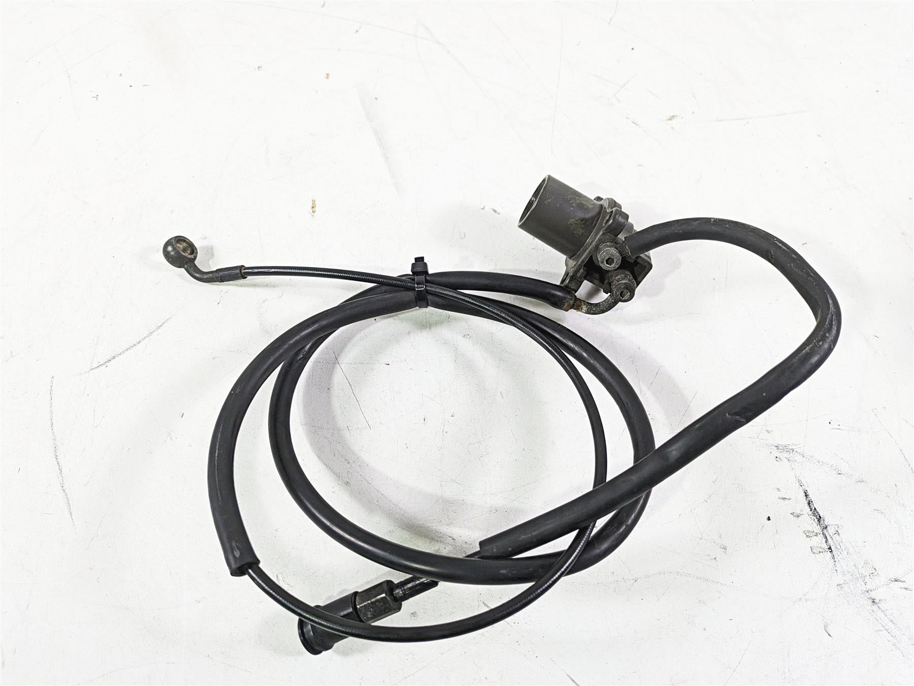 2004 BMW R1150GS R21 24mm Clutch Slave Cylinder & Line 21522335061 {{ shop.shopifyCountryName }} - Mototech271