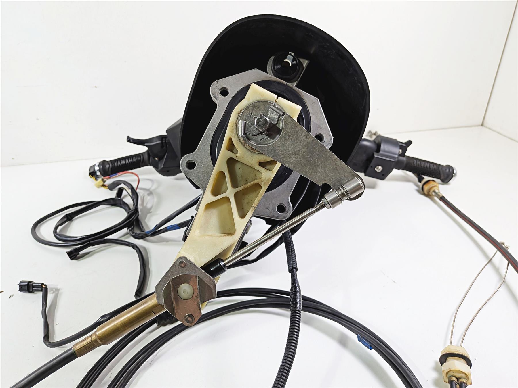 2009 Yamaha Waverunner FX1800 Cruiser Steering & Switches Set F1W-61400-10-00 {{ shop.shopifyCountryName }} - Mototech271