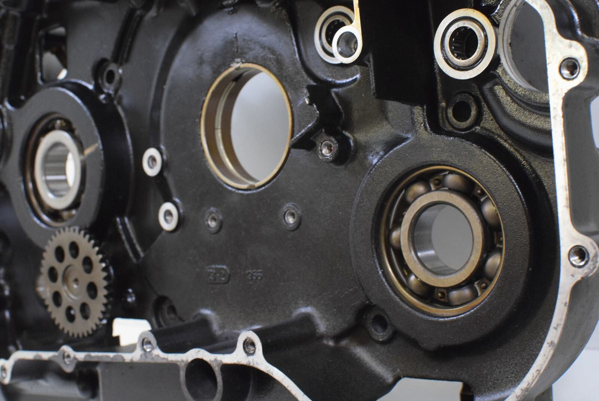 2004 Suzuki VZ1600 Marauder Engine Motor Crank Case Housing Set K1400-15394 {{ shop.shopifyCountryName }} - Mototech271