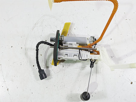 2021 Harley Softail FLSL Slim Fuel Gas Petrol Pump -Tested 61200042 {{ shop.shopifyCountryName }} - Mototech271