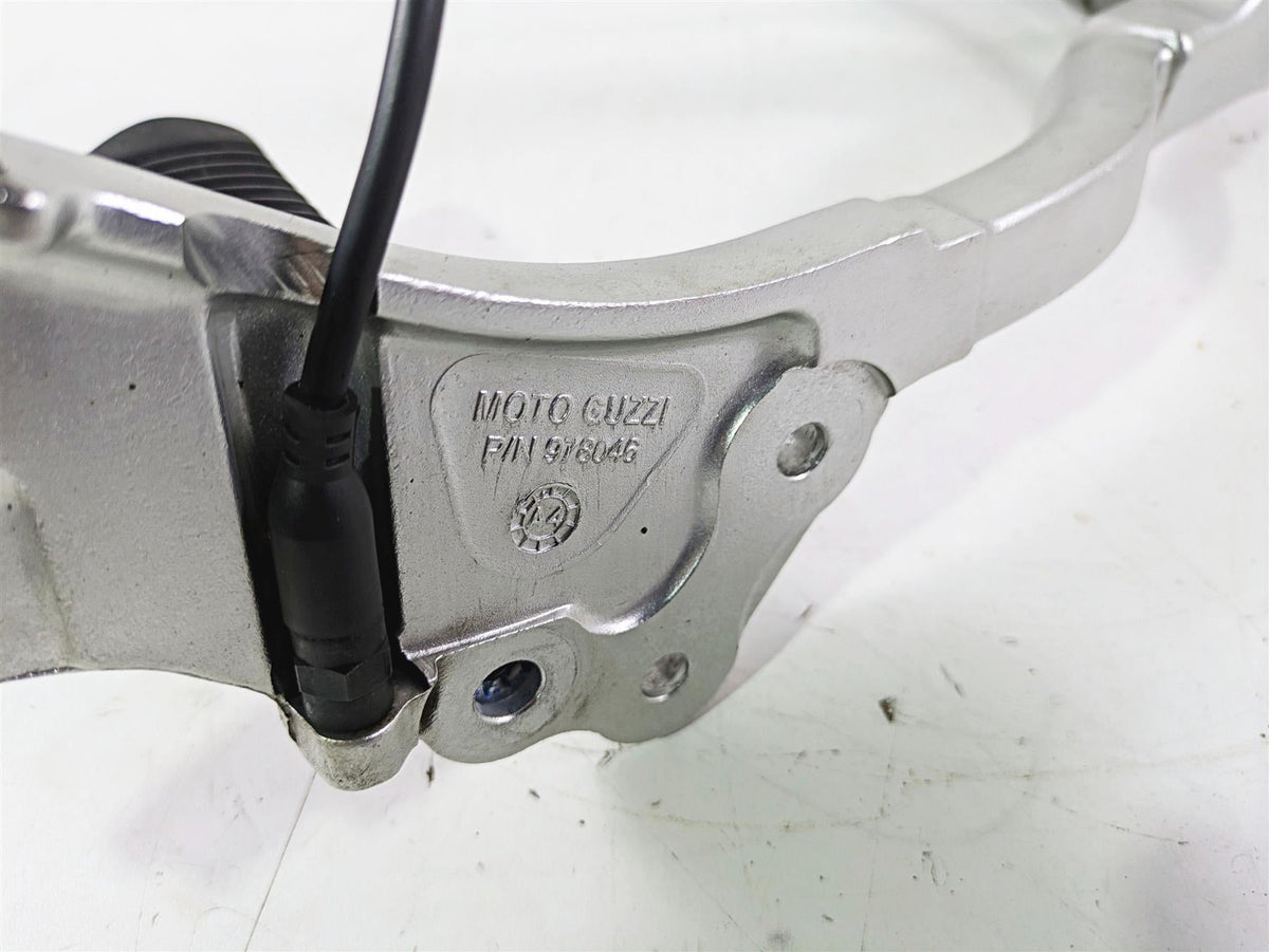 2016 Moto Guzzi Stelvio 1200 8V NTX Right Foot Peg Foot Rest + Mount Set 886987 {{ shop.shopifyCountryName }} - Mototech271