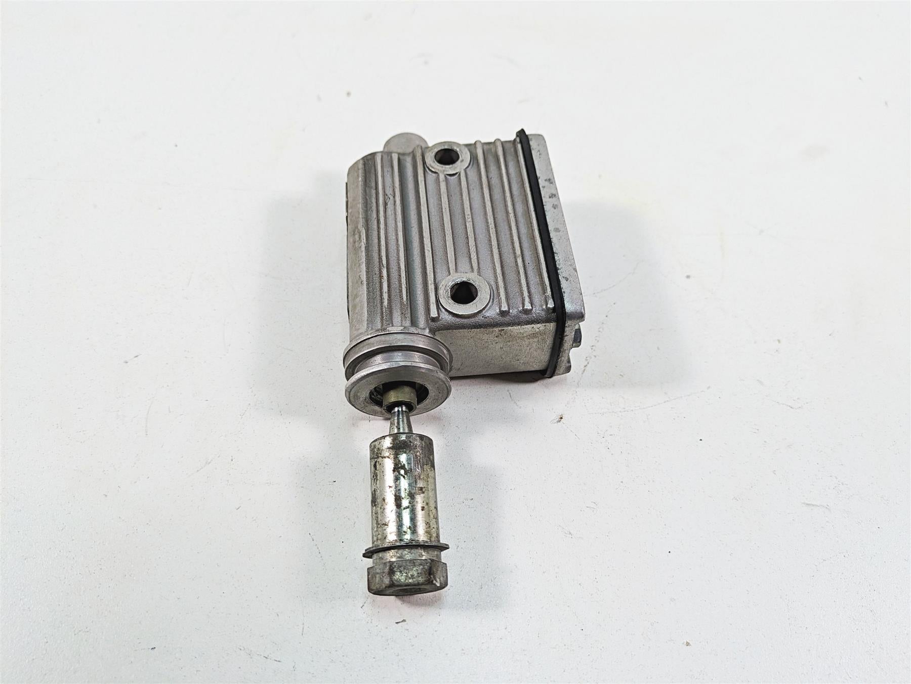 1986 Harley Sportster XLH 883 Rear Brake Master Cylinder 42453-82A {{ shop.shopifyCountryName }} - Mototech271