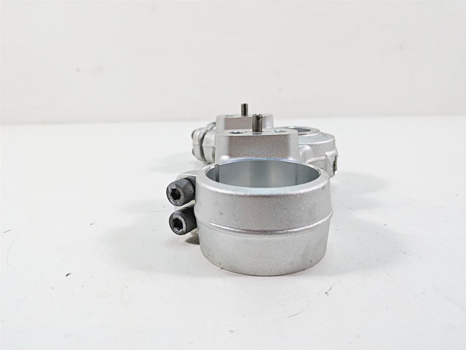 2012 Triumph Tiger 800XC ABS Upper Triple Tree Steering Clamp - Read T2049750 {{ shop.shopifyCountryName }} - Mototech271