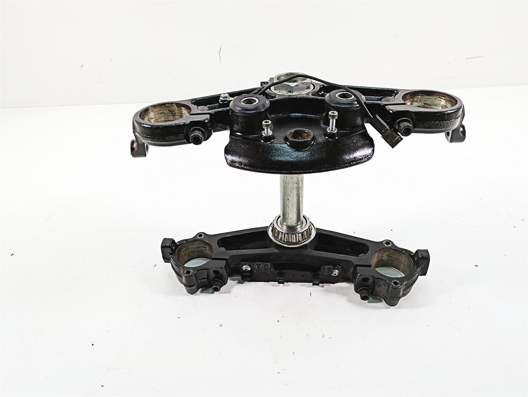 2018 Harley Touring FLHXSE CVO Street Glide Upper Lower Triple Trees 45900091A {{ shop.shopifyCountryName }} - Mototech271
