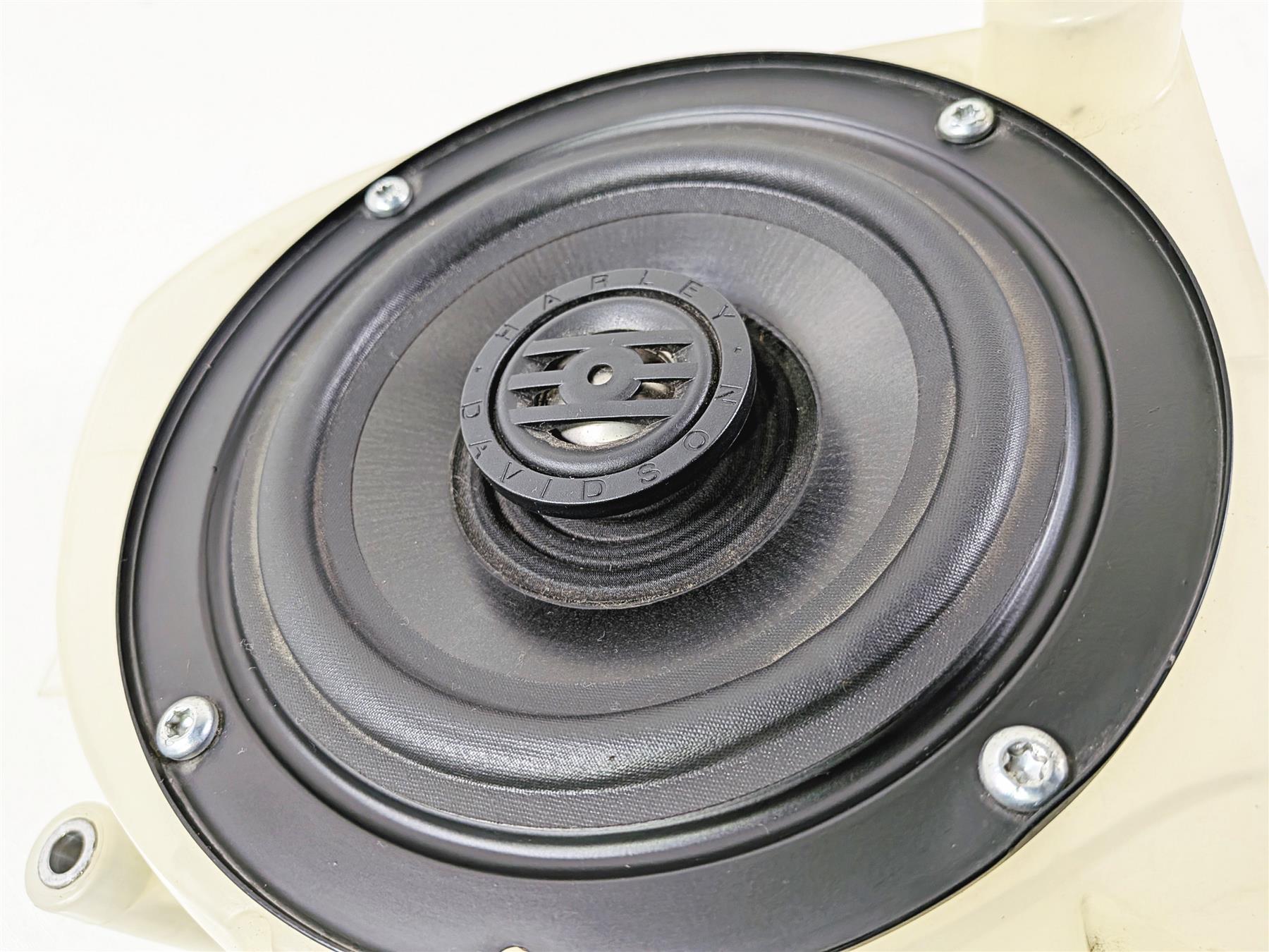 2014 Harley Touring FLHTK Electra Glide Left Front Speaker & Housing 57000172-Mototech271