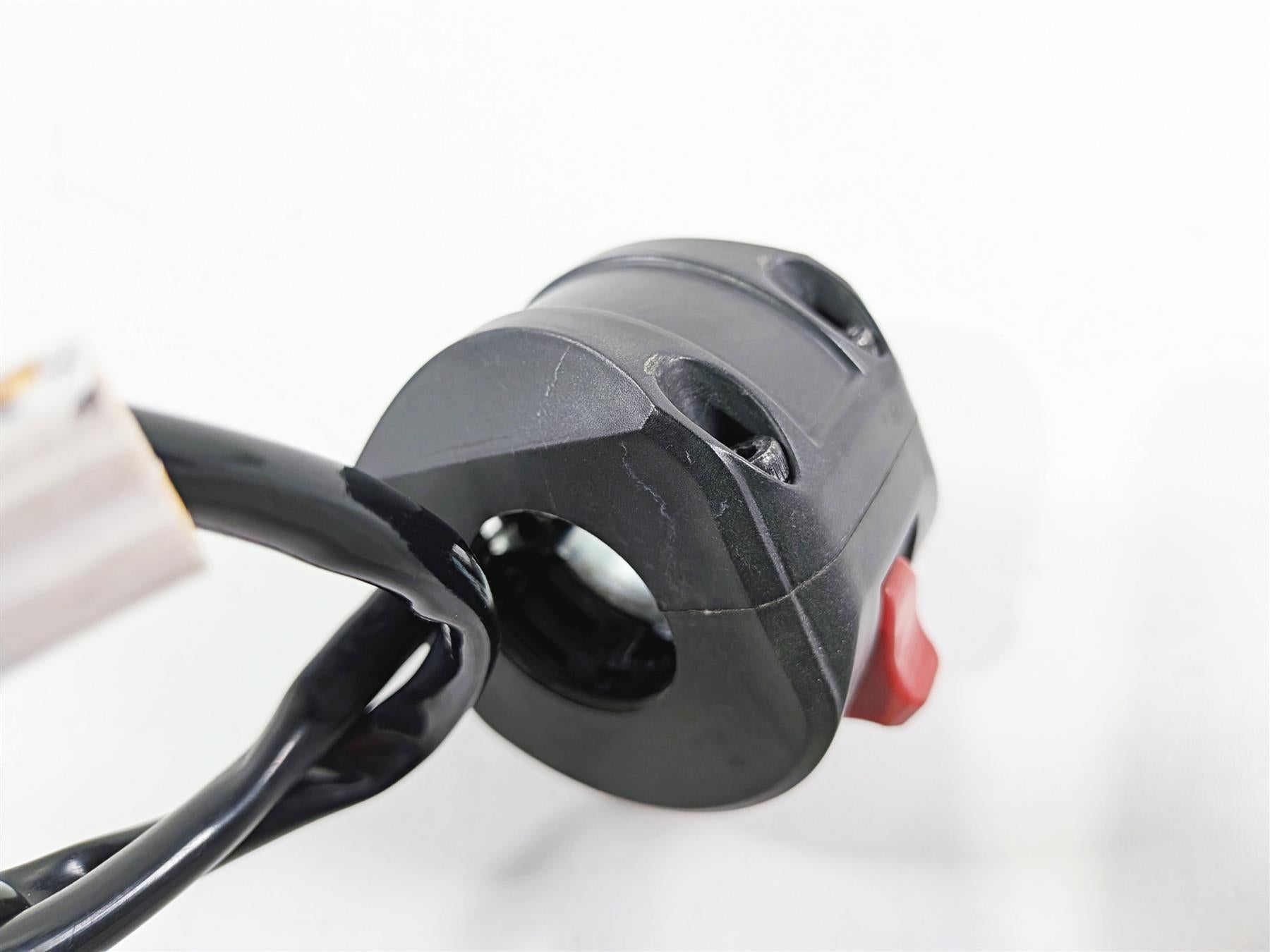 2011 Ducati Streetfighter 1098 S Right Hand Start Stop Control Switch 65010092I {{ shop.shopifyCountryName }} - Mototech271