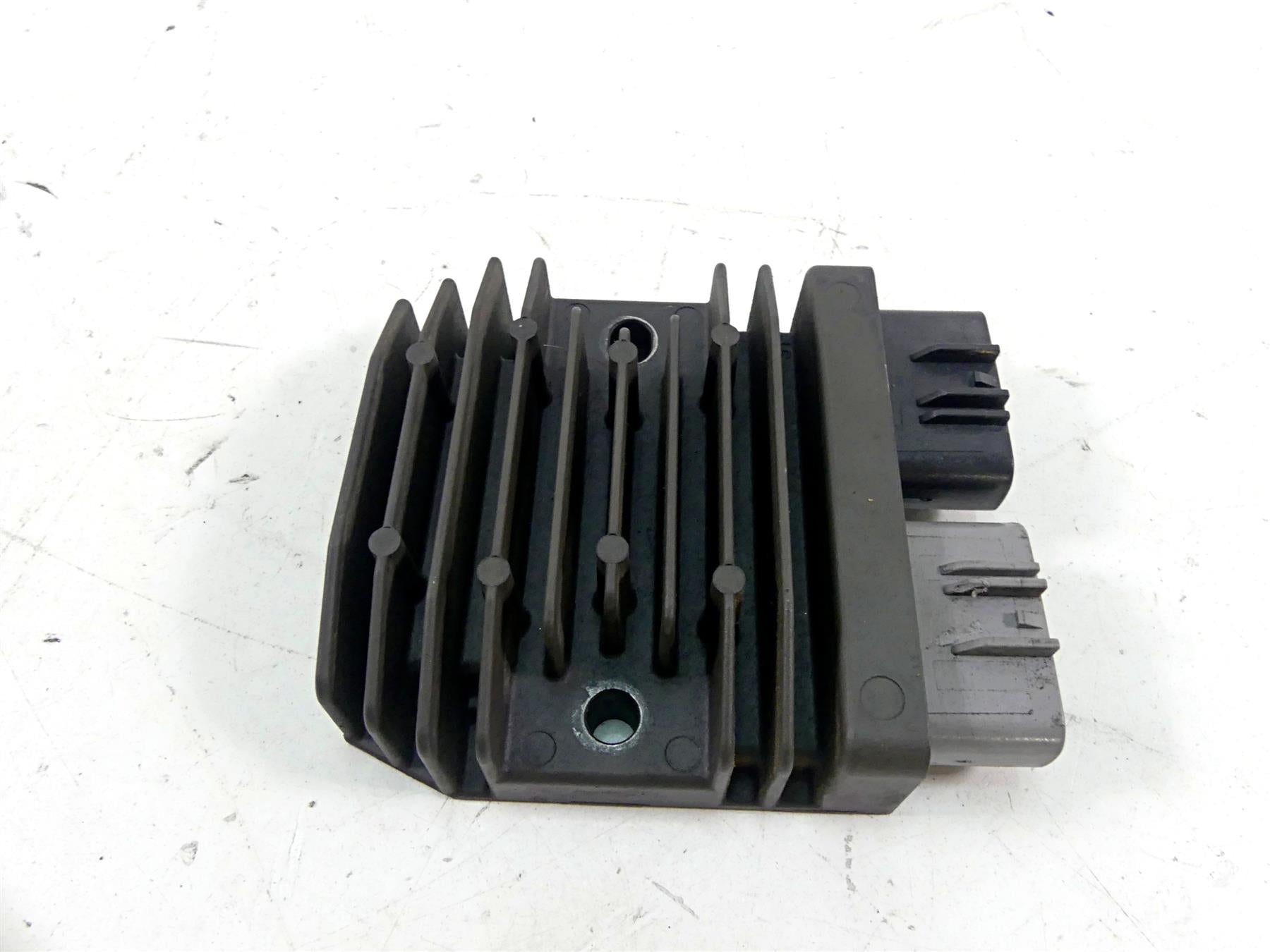 2015 BMW R1200GS GSW K50 Rectifier Voltage Regulator FH020AA 12318523367 {{ shop.shopifyCountryName }} - Mototech271