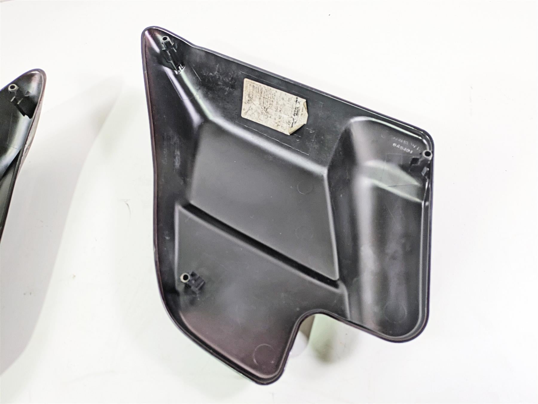 2005 Harley Touring FLHRI Road King Side Cover Fairing Set 66619-97A 66670-97A {{ shop.shopifyCountryName }} - Mototech271