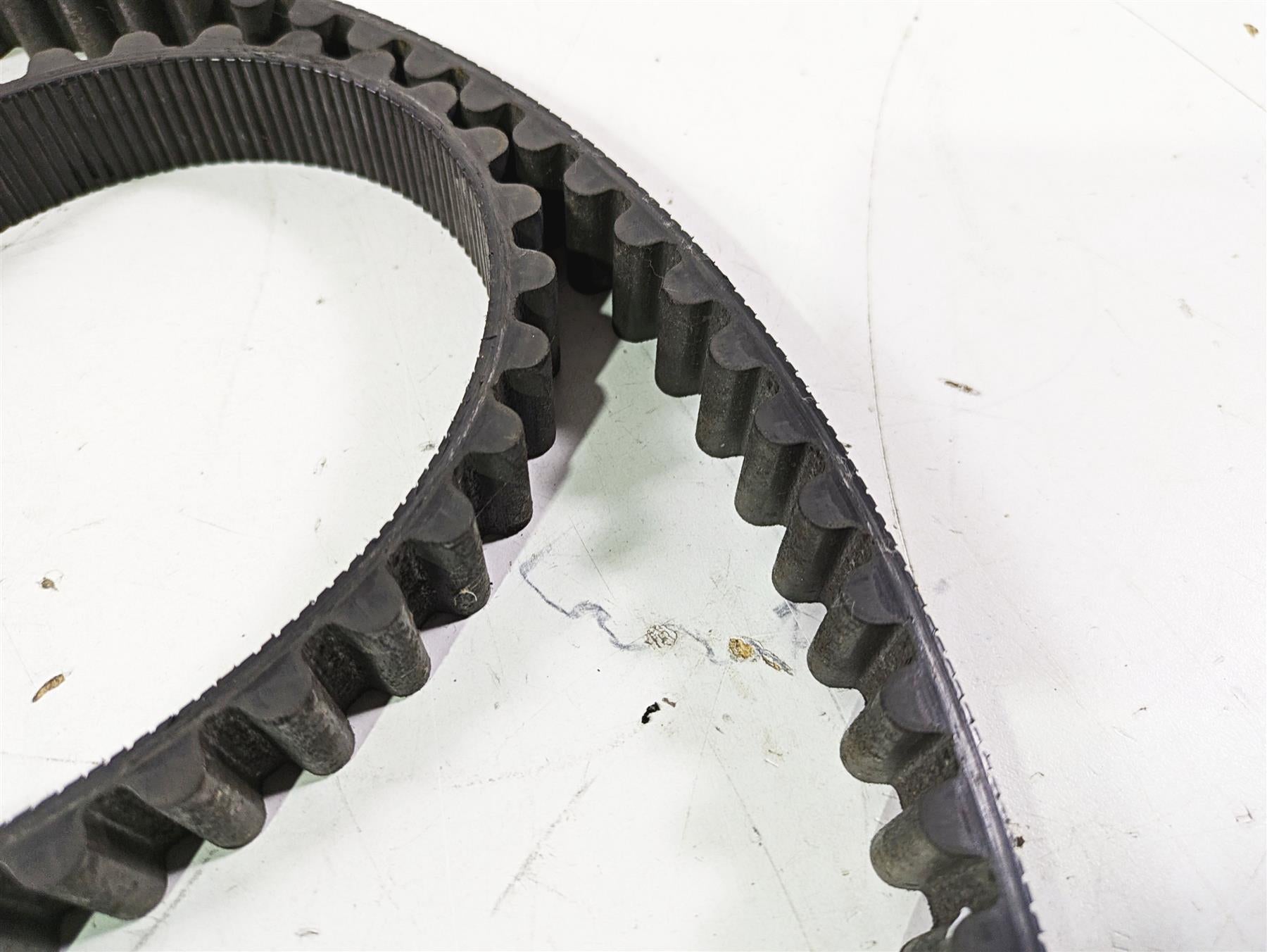 2016 Harley Touring FLTRX Road Glide Rear Drive Belt 140T 24mm 40024-09A {{ shop.shopifyCountryName }} - Mototech271
