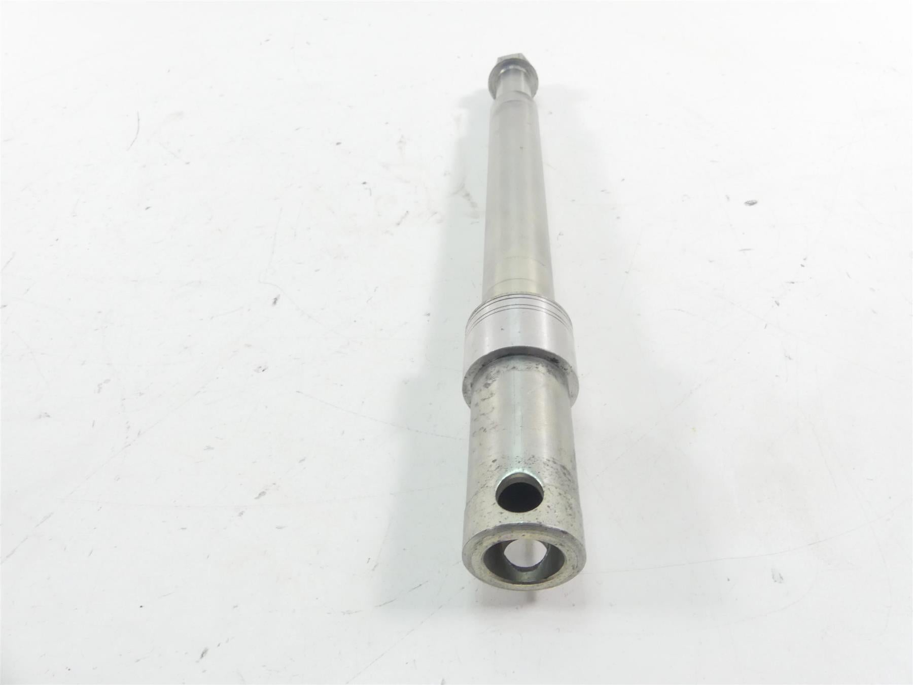 2012 Harley Touring FLHTK Electra Glide Straight Front Axle 25mm 41547-07A {{ shop.shopifyCountryName }} - Mototech271