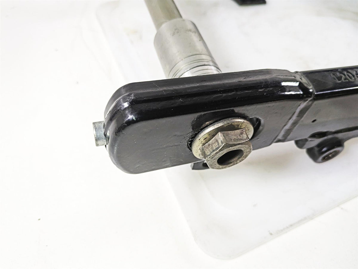 2017 Harley Dyna FXDB Street Bob Swingarm & Belt Guards & 25mm Axle 47820-10 {{ shop.shopifyCountryName }} - Mototech271