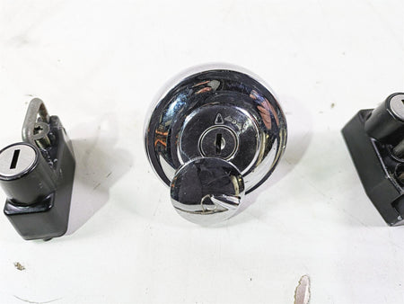 2004 Yamaha XVZ1300 Royal Star Gas Cap Helmet Locl & Key Set {{ shop.shopifyCountryName }} - Mototech271