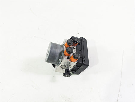 2015 Ducati Hypermotard 821 SP Abs Brake Pump Control Module 54240402A 54240332B {{ shop.shopifyCountryName }} - Mototech271
