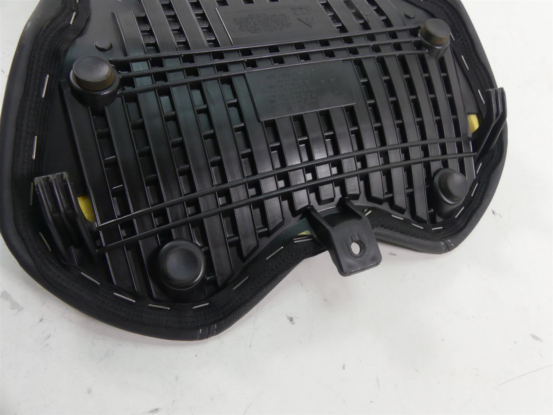 2018 Triumph Street Triple 765RS Front Rider Driver Seat Saddle T2308430 {{ shop.shopifyCountryName }} - Mototech271