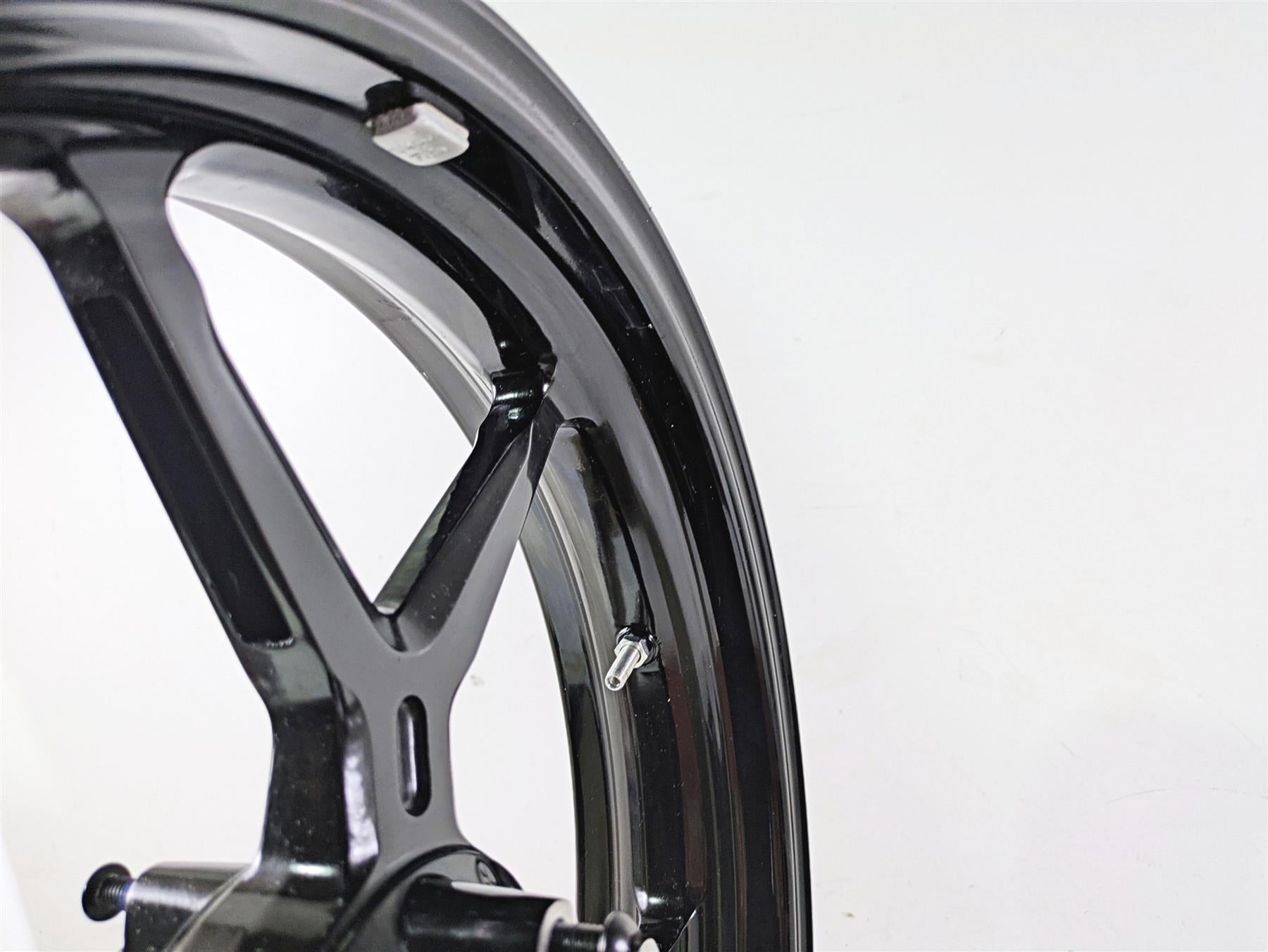 2016 Ducati Monster 1200 S Front Wheel Rim 17x3.5 READ 50121783AA {{ shop.shopifyCountryName }} - Mototech271