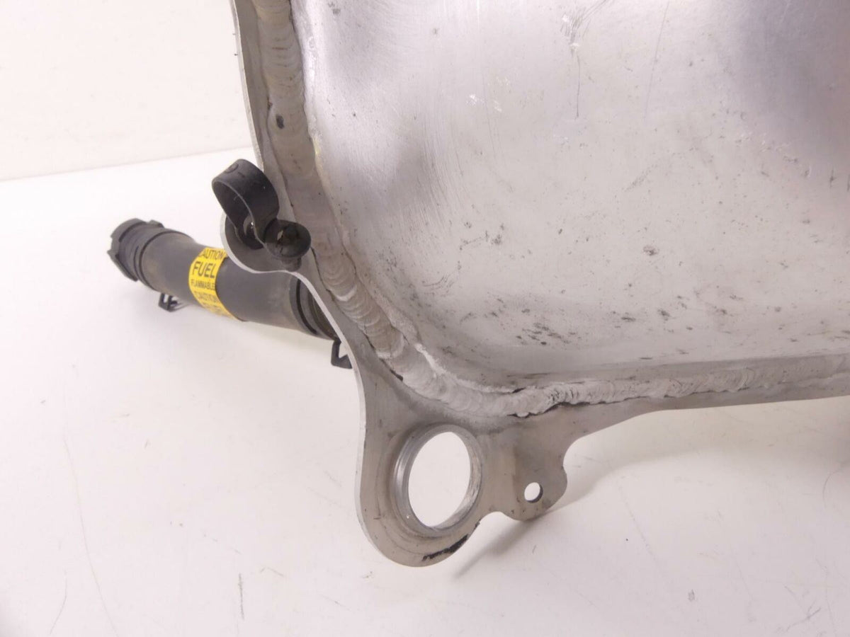 2010 Victory Vision Tour Right Side Fuel Gas Petrol Tank Reservoir 1017293 {{ shop.shopifyCountryName }} - Mototech271