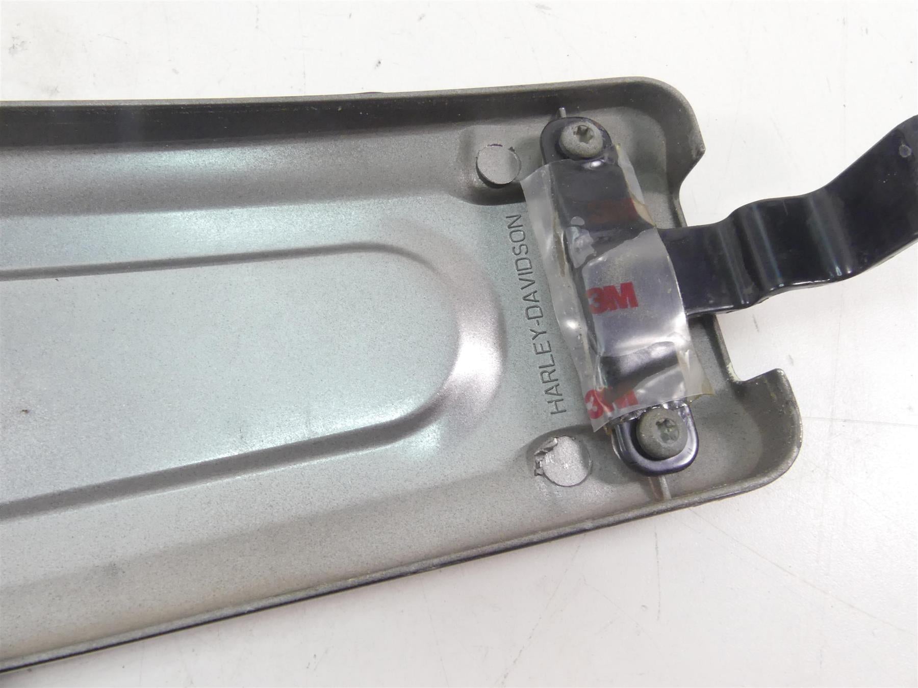 2005 Harley Touring CVO FLHTCSE Electra Glide Fuel Tank Dash Cover 69214-04 {{ shop.shopifyCountryName }} - Mototech271