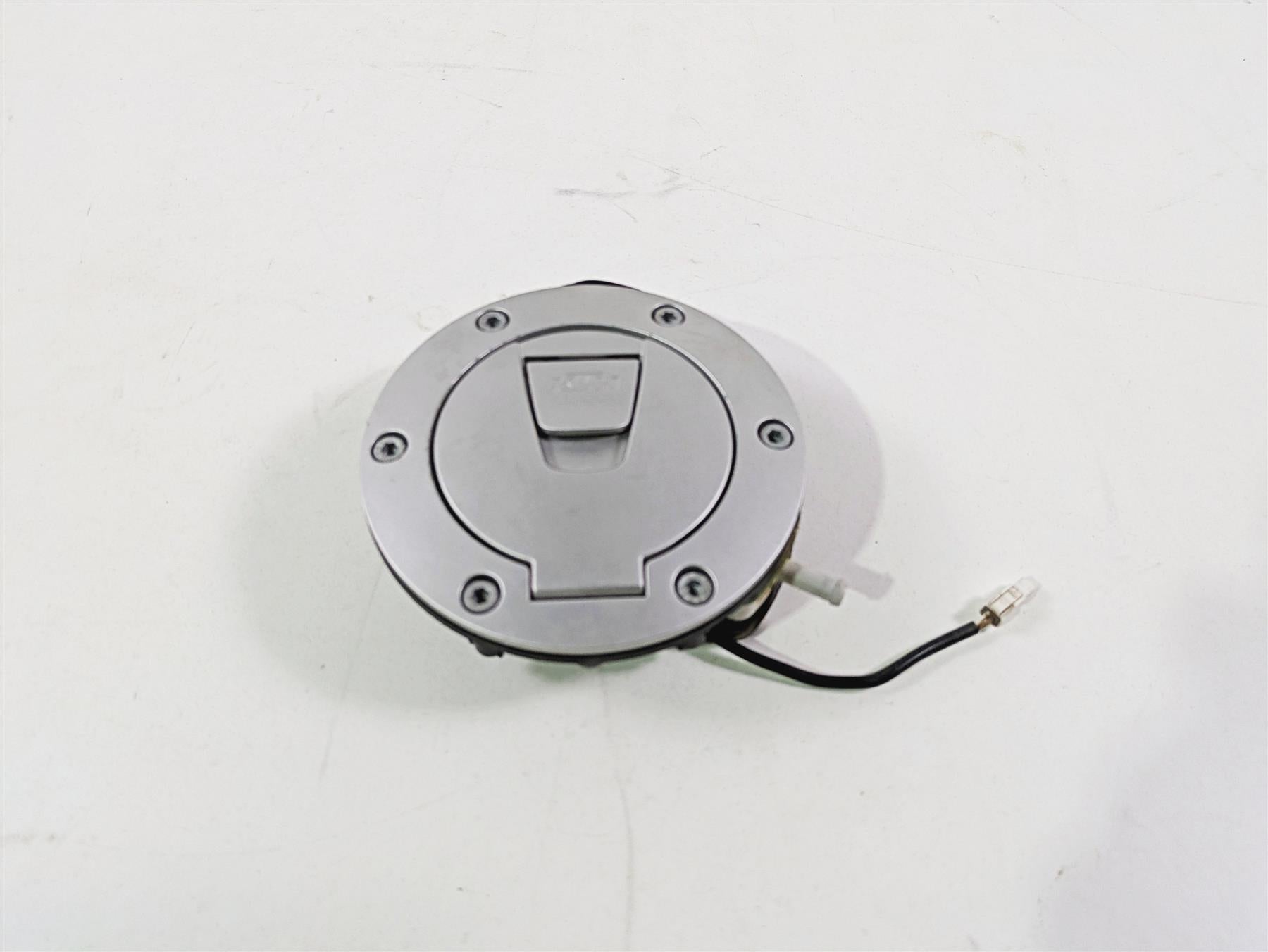 2020 KTM 1290 Super Adventure R Keyless Fuel Gas Tank Lid 60707008000 {{ shop.shopifyCountryName }} - Mototech271