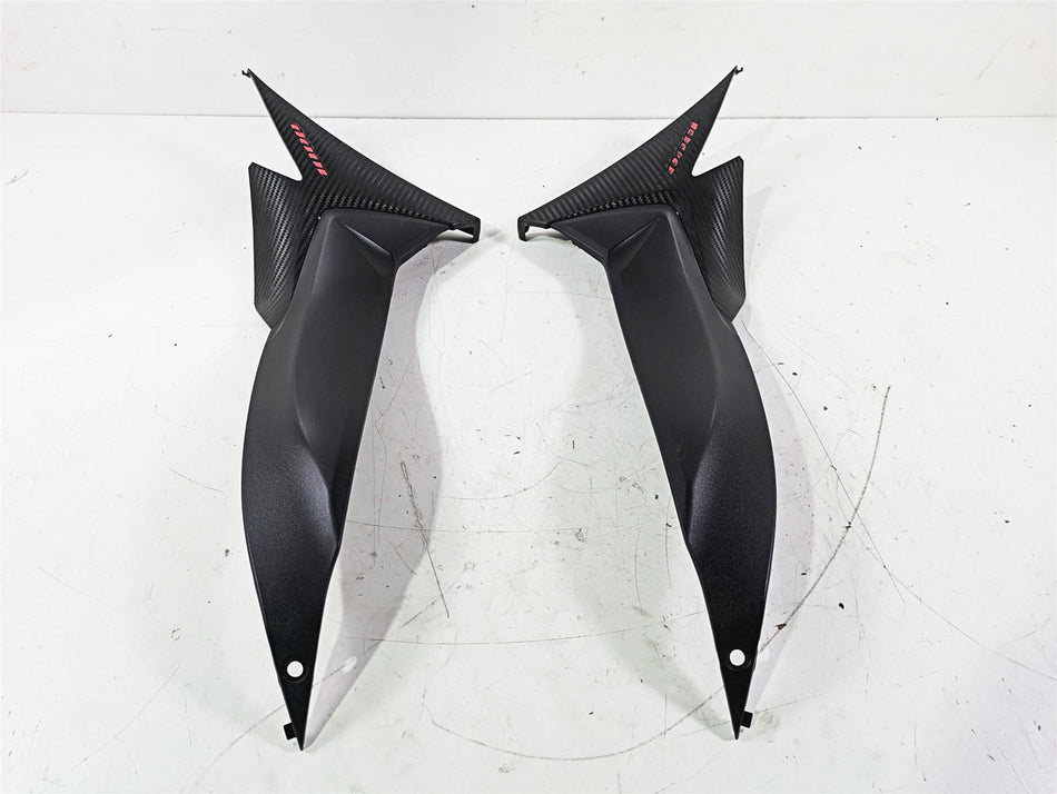 2016 Suzuki GSXR1000 Under Seat Leg Fairing Cover Cowl Set 47421-47H00 {{ shop.shopifyCountryName }} - Mototech271
