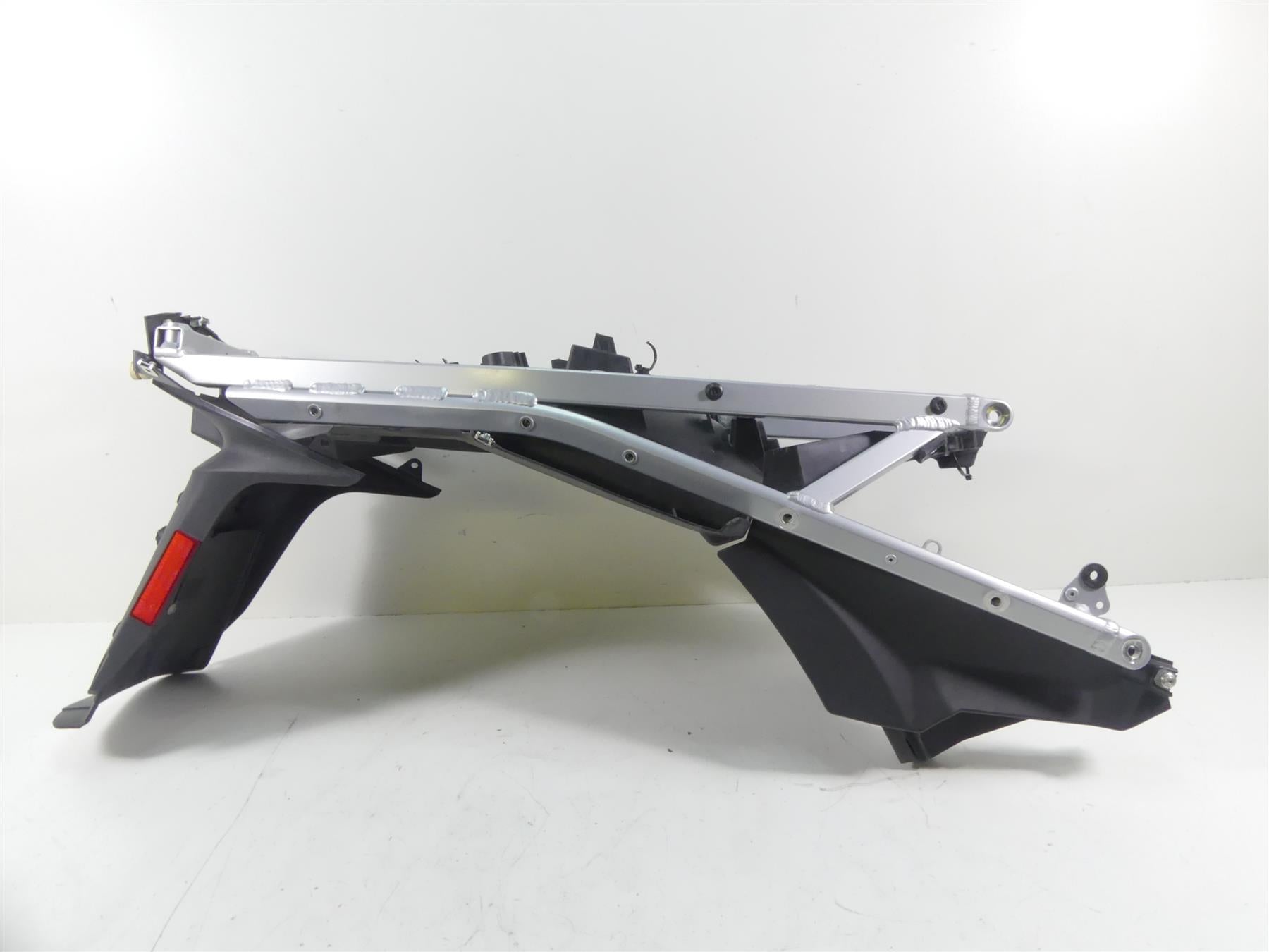 2017 BMW R1200RT K52 Rear Sub Frame Subframe & Inner Fender 46518528588 {{ shop.shopifyCountryName }} - Mototech271