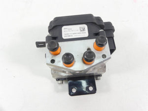 2015 Harley VRSCF Muscle Rod Abs Brake Pump Unit Module Controller 40664-08A | Mototech271