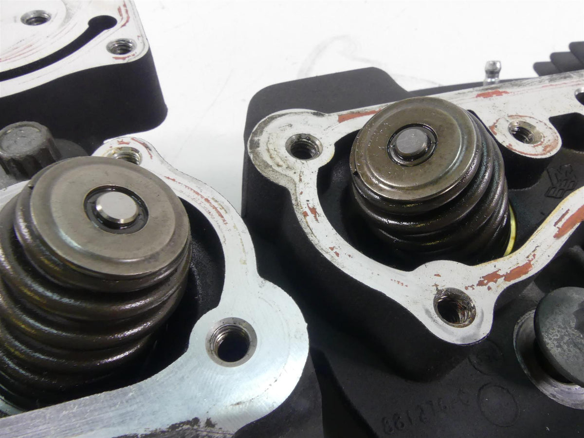 2008 Harley Softail FXSTB Night Train 96ci Cylinderhead Head Set 17178-06A {{ shop.shopifyCountryName }} - Mototech271