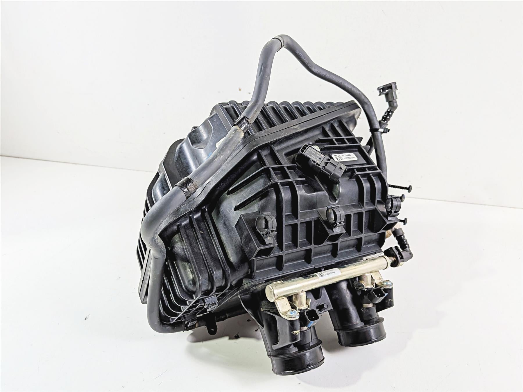 2024 Polaris RZR XP 1000 Sport Intake Manifold & Injectors 3023683 2521387 {{ shop.shopifyCountryName }} - Mototech271